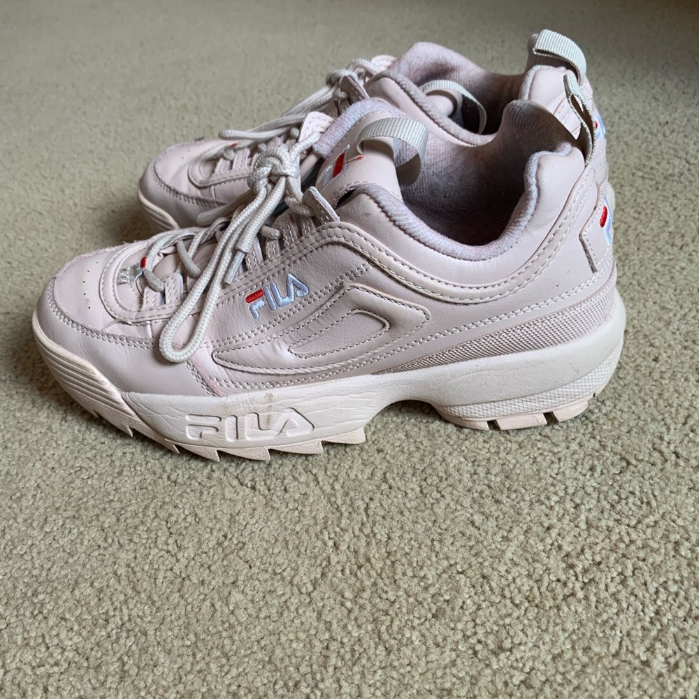 Filas - Picture 3 of 3